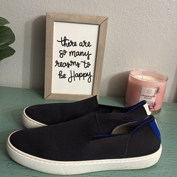 The Original Slip On Sneaker in Black Solid | Rothy Black Slip-On Rothys Sneakers SZ 9.5 Wos box 95